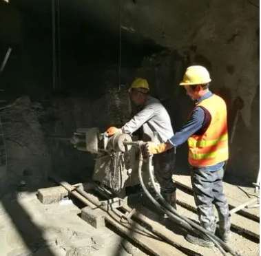 思明水下抗分散灌浆料特点 水下不分散注浆料介绍