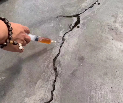 思明混凝土裂缝修补技术详解​